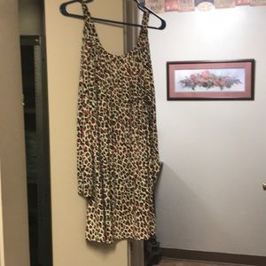 Cold shoulder leopard shirt